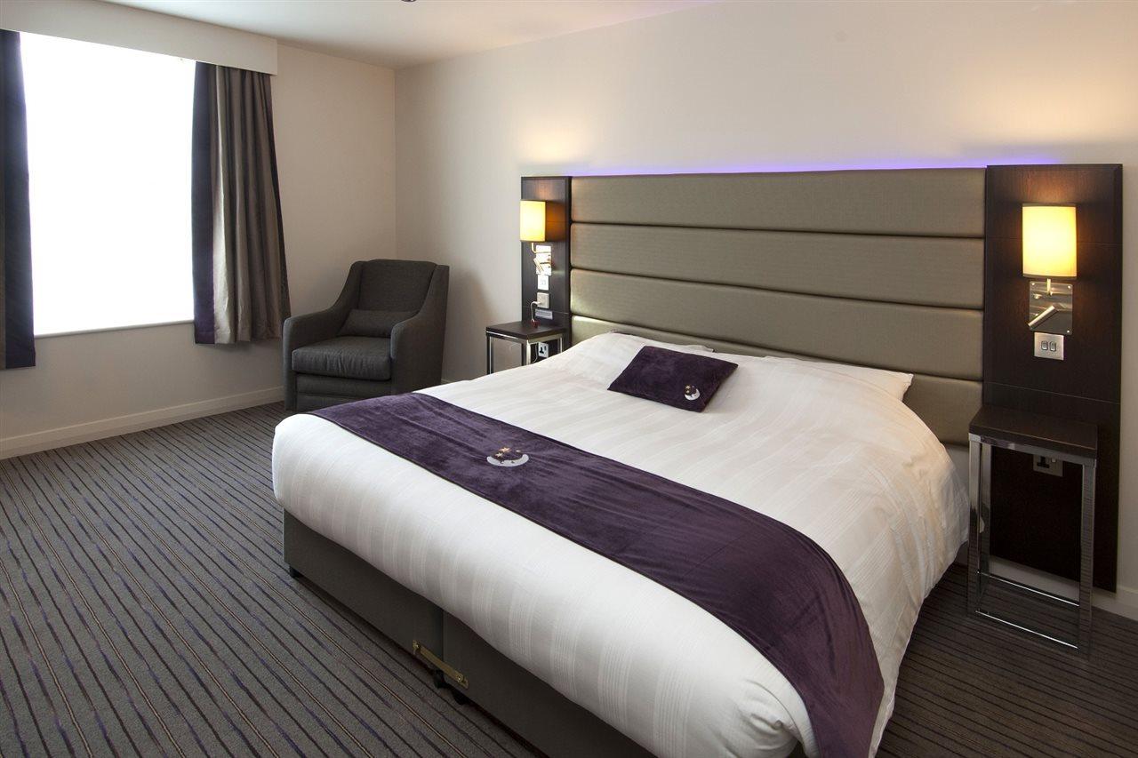 Premier Inn Bedford South Kempston Bagian luar foto