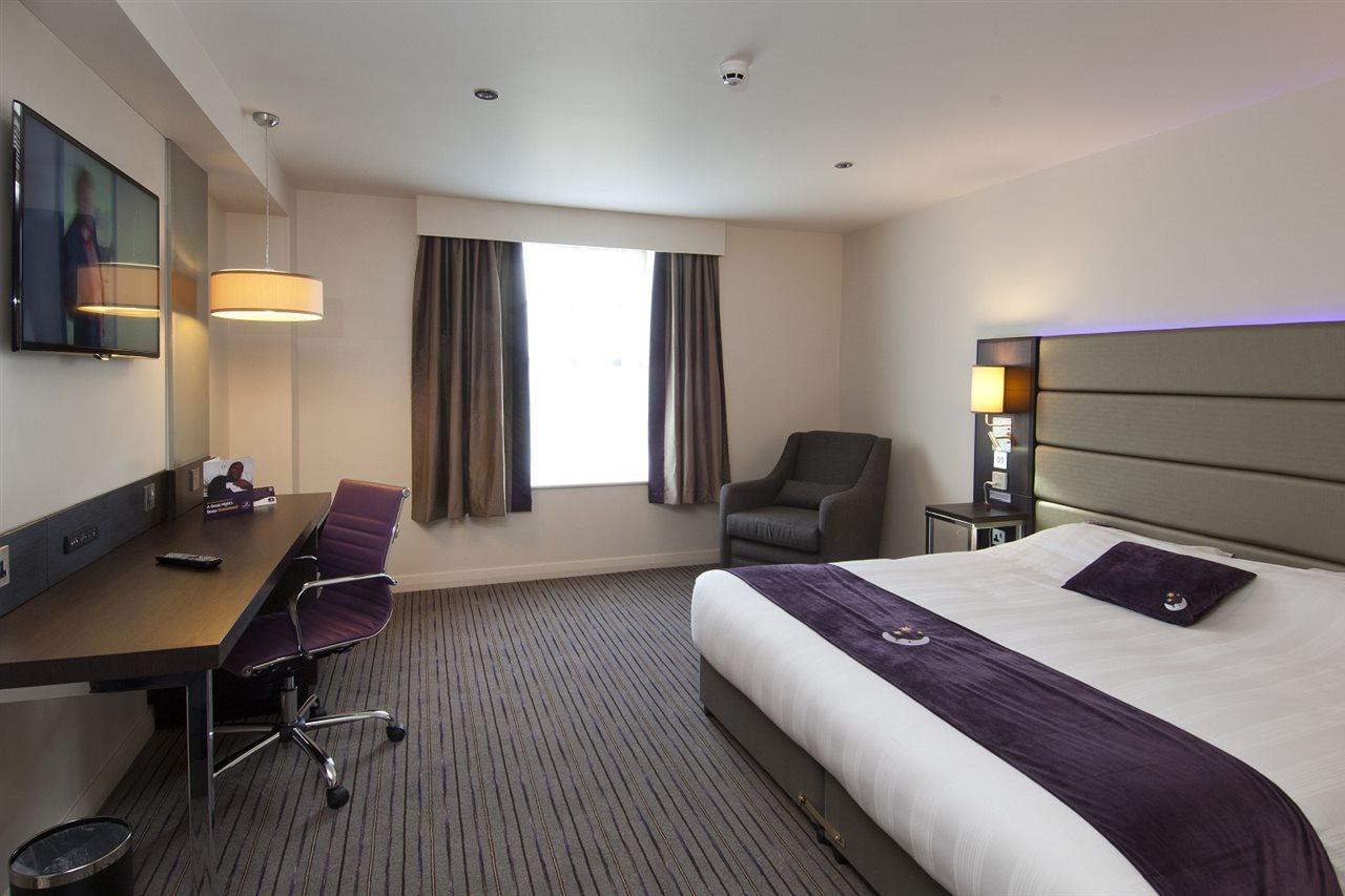 Premier Inn Bedford South Kempston Bagian luar foto