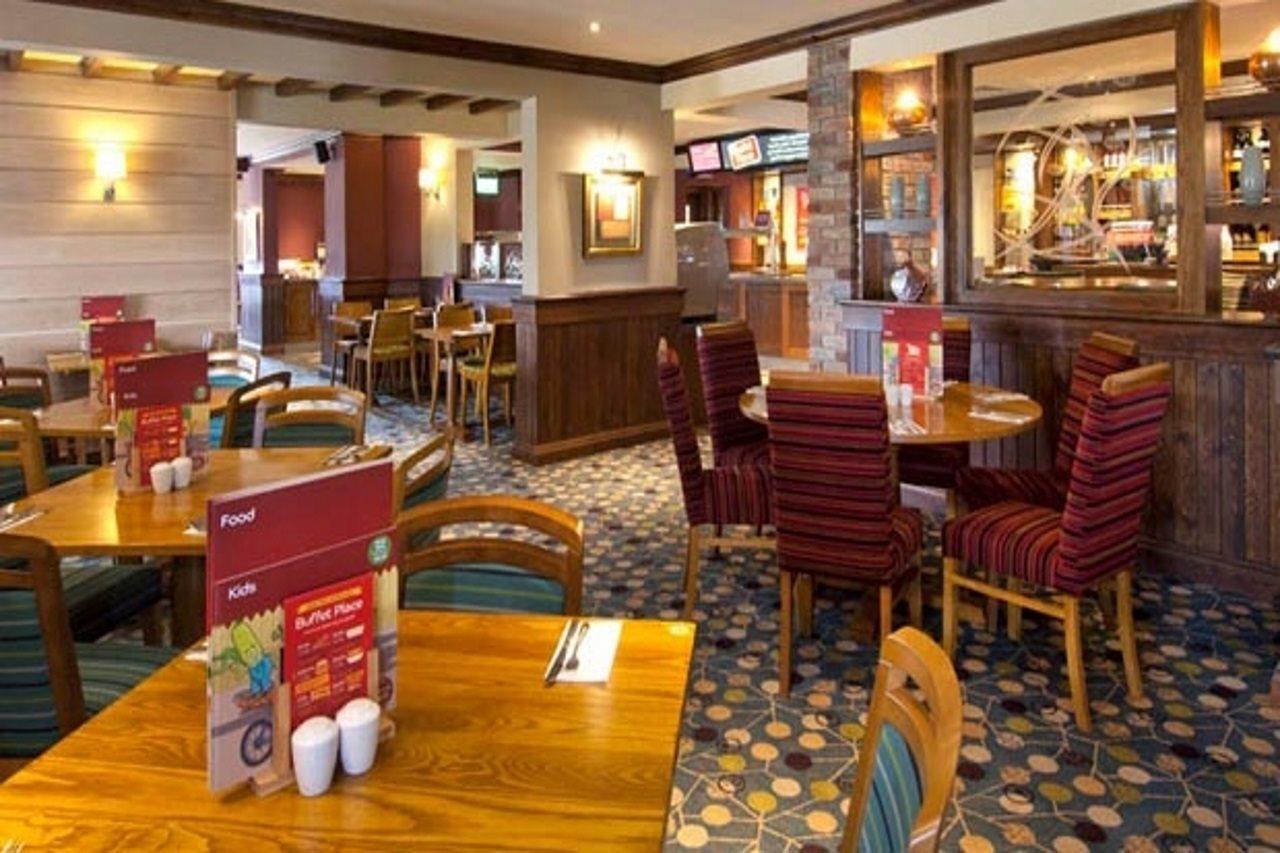 Premier Inn Bedford South Kempston Bagian luar foto