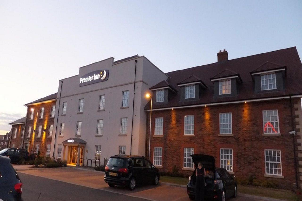 Premier Inn Bedford South Kempston Bagian luar foto